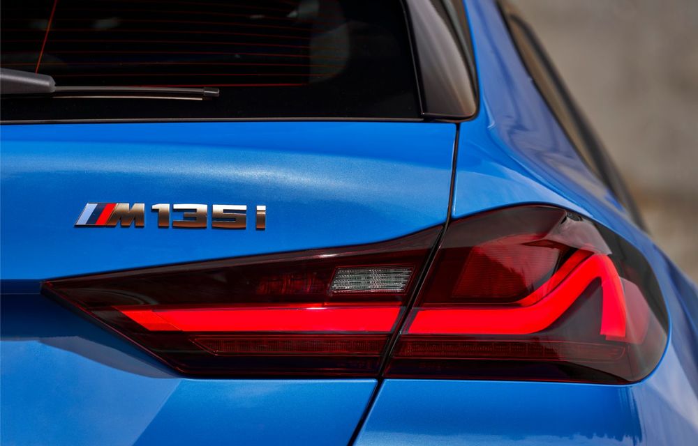 Noua generație BMW Seria 1, imagini și detalii oficiale: platformă nouă cu roți motrice față, mai mult spațiu pentru pasageri și tehnologii moderne - Poza 64