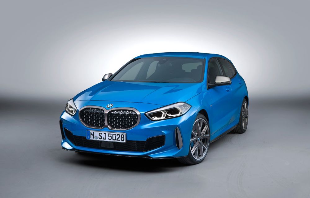 Noua generație BMW Seria 1, imagini și detalii oficiale: platformă nouă cu roți motrice față, mai mult spațiu pentru pasageri și tehnologii moderne - Poza 22