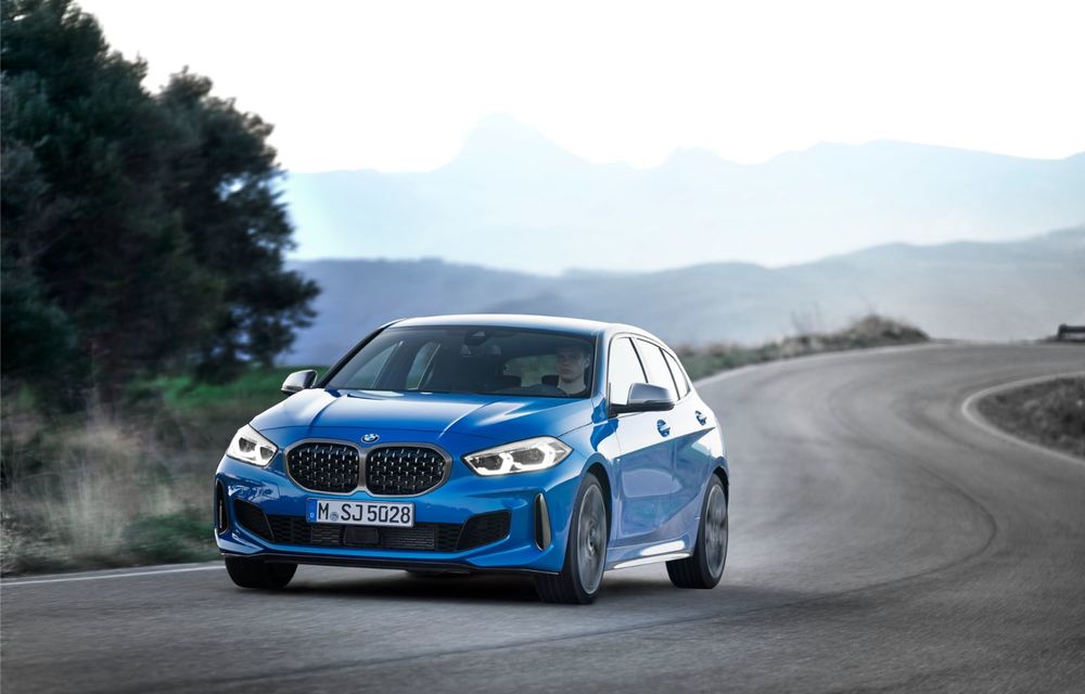 Noua generație BMW Seria 1, imagini și detalii oficiale: platformă nouă cu roți motrice față, mai mult spațiu pentru pasageri și tehnologii moderne - Poza 5