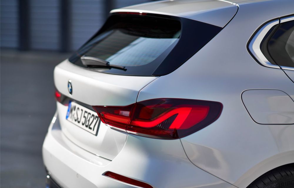 Noua generație BMW Seria 1, imagini și detalii oficiale: platformă nouă cu roți motrice față, mai mult spațiu pentru pasageri și tehnologii moderne - Poza 75