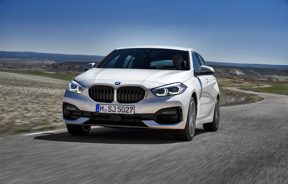 Noua generație BMW Seria 1, imagini și detalii oficiale: platformă nouă cu roți motrice față, mai mult spațiu pentru pasageri și tehnologii moderne - Poza 27