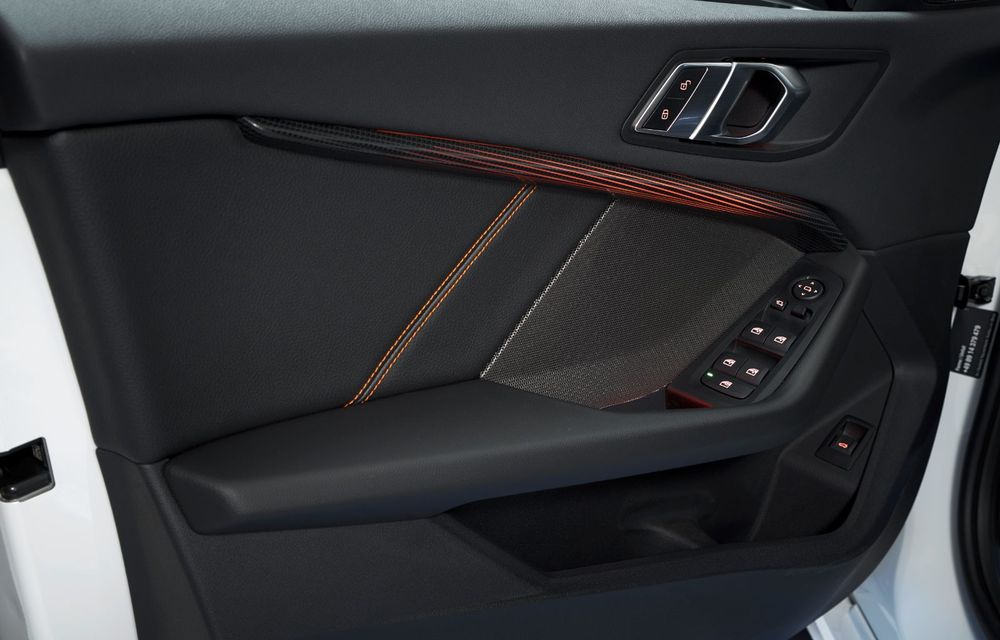 Noua generație BMW Seria 1, imagini și detalii oficiale: platformă nouă cu roți motrice față, mai mult spațiu pentru pasageri și tehnologii moderne - Poza 105