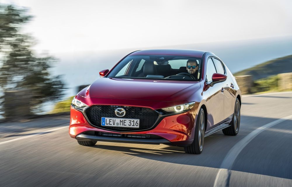 Mazda 3, disponibil în România și cu noua motorizare pe benzină Skyactiv-X: prețurile încep de la 23.000 de euro - Poza 1