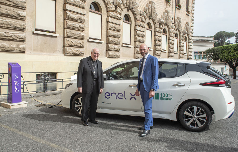Enel X a instalat 12 puncte de încărcare pentru mașini electrice la Vatican: proiectul prevede în total 20 de puncte de încărcare - Poza 1