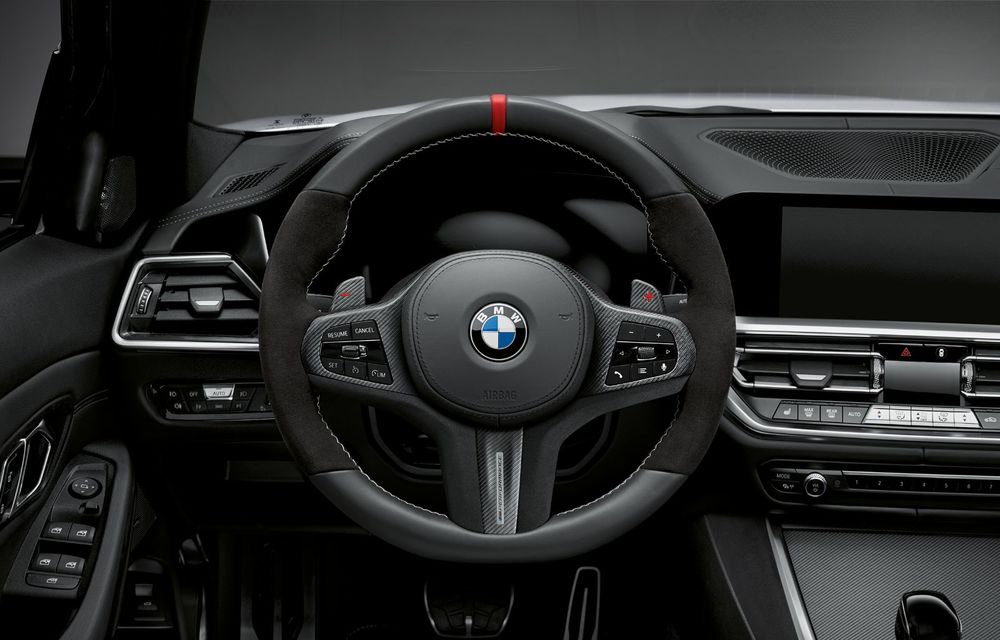 Pachete M Performance pentru noile BMW Seria 8 Gran Coupe și Seria 3 Touring: elemente noi de caroserie și accesorii speciale pentru interior - Poza 21
