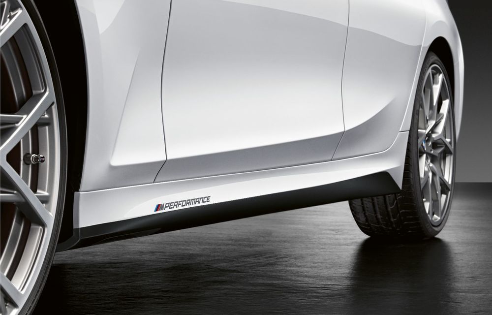 Pachete M Performance pentru noile BMW Seria 8 Gran Coupe și Seria 3 Touring: elemente noi de caroserie și accesorii speciale pentru interior - Poza 13