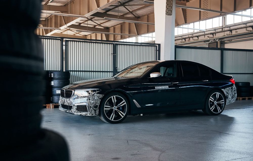 BMW Seria 5 a fost transformat în cobai pentru testarea viitoarelor sisteme electrice de propulsie: trei motoare și peste 720 CP - Poza 8