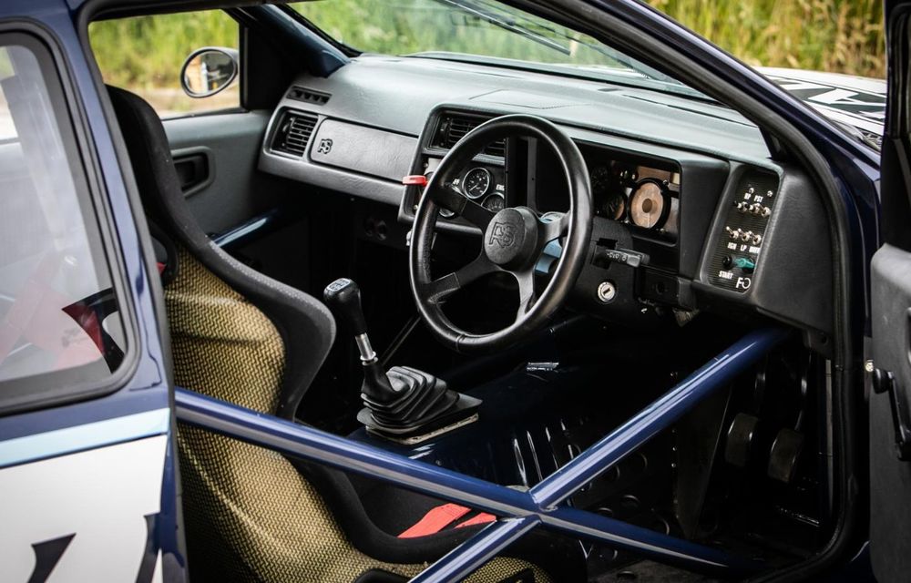 Un Ford Sierra RS500 Cosworth va fi scos la licitație: prețul estimat de specialiști trece de 165.000 de euro - Poza 5