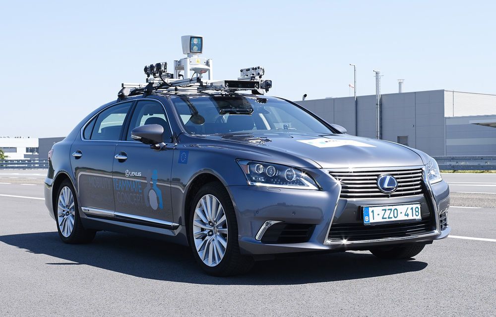 Toyota începe testele cu mașini autonome în Europa: un Lexus LS echipat cu senzori și camere video se va conduce singur în Bruxelles - Poza 1