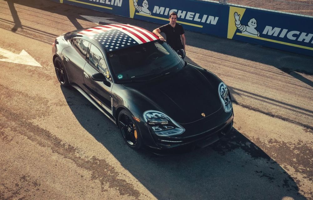 Fotografii noi cu prototipul lui Porsche Taycan: vehiculul electric a fost pilotat de Neel Jani pe circuitul stradal din New York - Poza 6