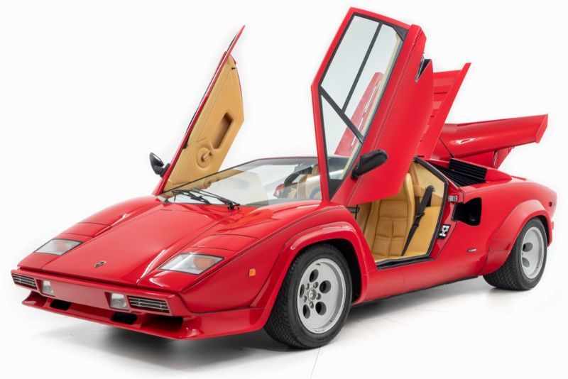 Un Lamborghini Countach care i-a aparținut campionului de Formula 1 Mario Andretti a fost scos la vânzare: suma cerută trece de 440.000 de euro - Poza 4