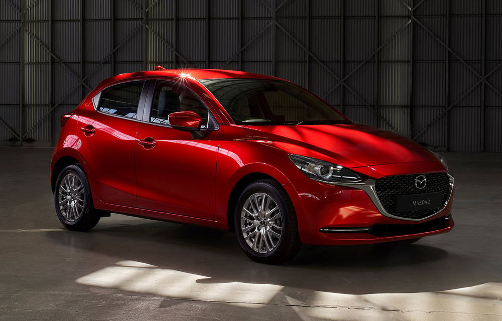 Mazda 2 facelift, poze și detalii oficiale: modificări exterioare minore, tehnologii noi și motorizări mild-hybrid - Poza 1