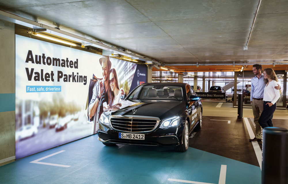 Mercedes-Benz a dezvoltat primul sistem de parcare autonomă fără supraveghere umană: tehnologia va fi testată la Stuttgart - Poza 2