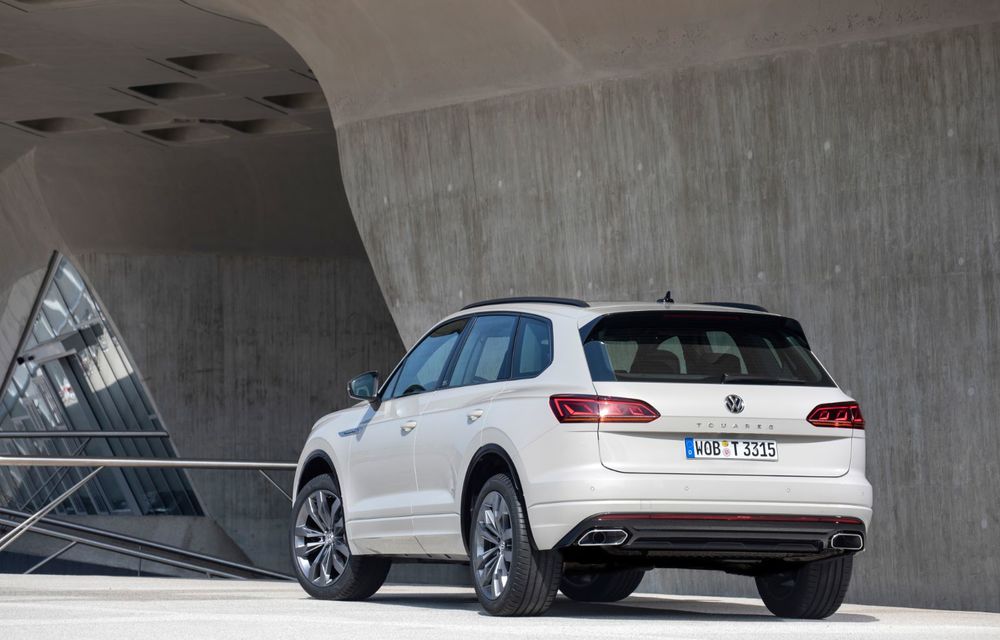 Volkswagen a produs un milion de exemplare Touareg: pentru a marca acest eveniment, nemții propun o ediție specială a SUV-ului de clasă mare - Poza 4
