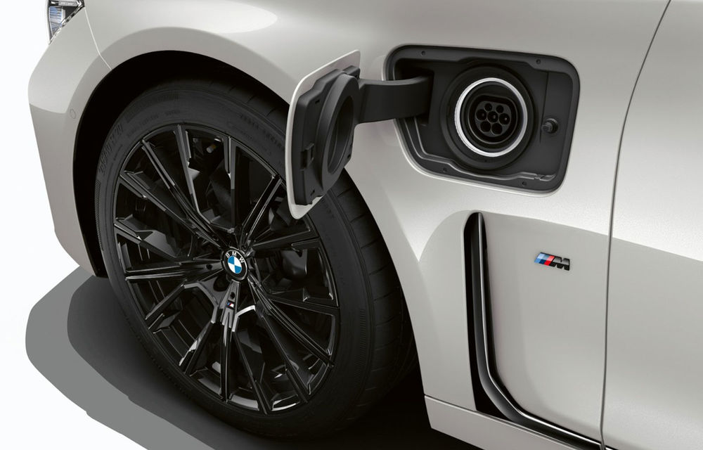 Viitoarea generație BMW Seria 7 ar putea avea o versiune 100% electrică: vârful de gamă va oferi o autonomie de până la 700 de kilometri - Poza 1