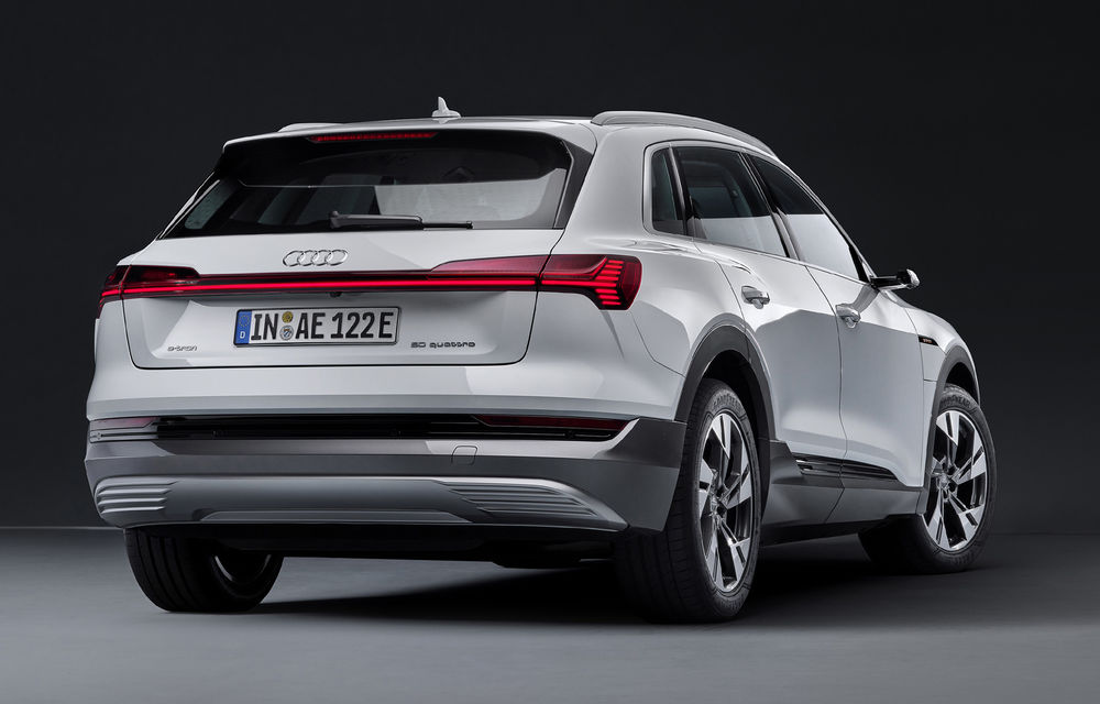 Audi e-tron va avea o versiune de bază: SUV-ul electric va fi disponibil într-o variantă cu 313 cai putere și autonomie de 300 de kilometri - Poza 4