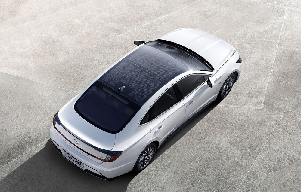 Hyundai lansează primul său vehicul cu panouri fotovoltaice: energia solară încarcă până la 60% din bateria electrică - Poza 1