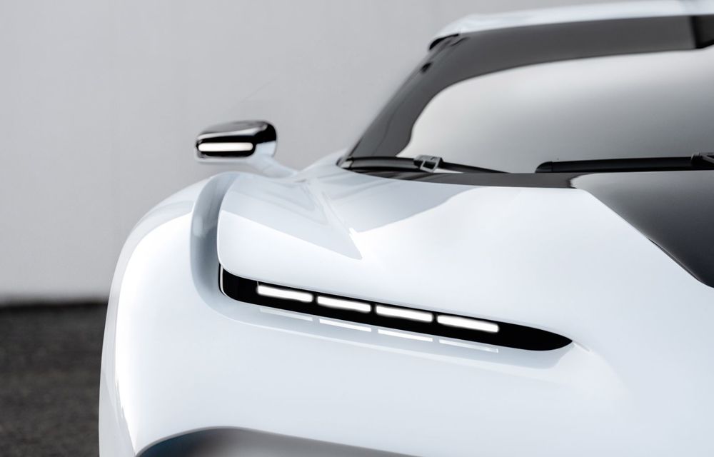 Bugatti a prezentat noul Centodieci: modelul special inspirat de legendarul EB110 va fi produs în 10 unități și va avea un preț de pornire de 8 milioane de euro - Poza 15