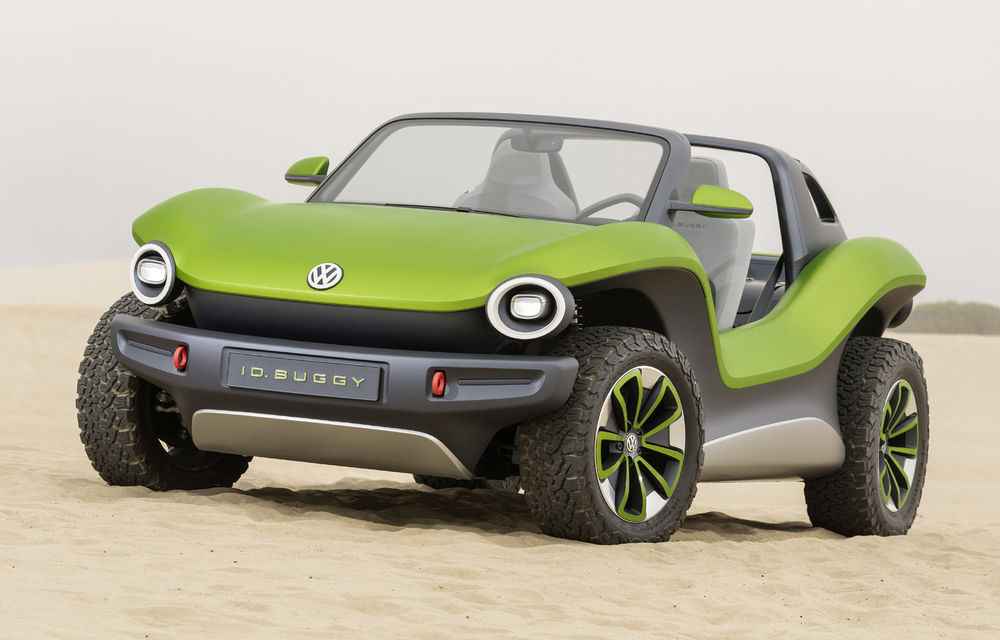 Volkswagen ID Buggy ar putea primi o versiune de serie: varianta de pre-producție a debutat în off-road la Concursul de Eleganță de la Pebble Beach - Poza 2