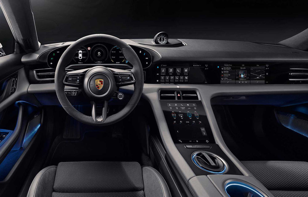 Porsche prezintă interiorul sportivei electrice Taycan: 5 ecrane, inclusiv unul de 16.8 inch și unul opțional pentru pasagerul din dreapta - Poza 2
