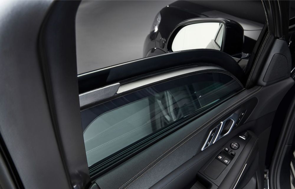 BMW a prezentat noul X5 Protection VR6: versiunea blindată a SUV-ului german poate face față cartușelor trase cu un AK-47 - Poza 20