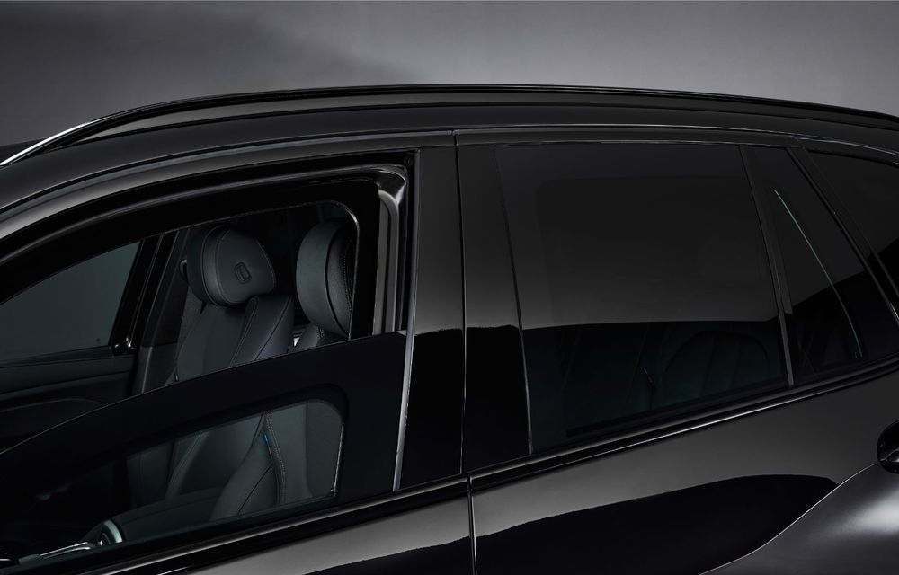 BMW a prezentat noul X5 Protection VR6: versiunea blindată a SUV-ului german poate face față cartușelor trase cu un AK-47 - Poza 17