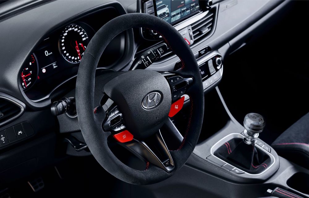 Hyundai a prezentat noul i30 N Project C: ediția specială a Hot Hatch-ului asiatic este mai ușoară și accelerează de la 0 la 100 km/h în 6 secunde - Poza 25