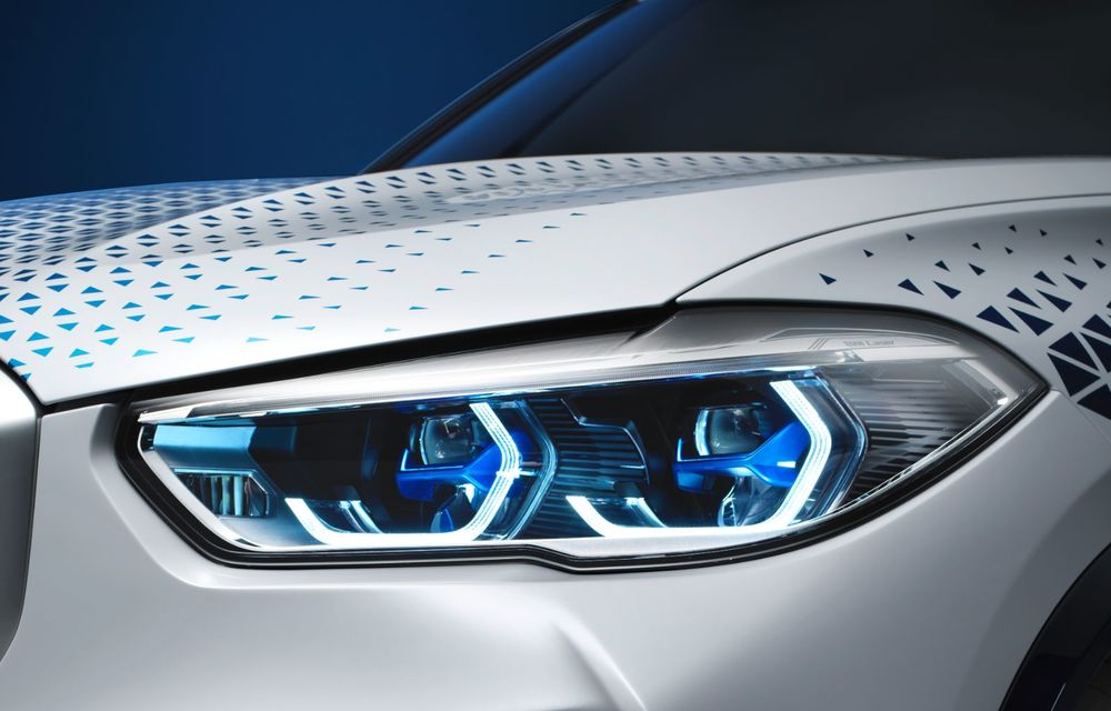 BMW prezintă la Frankfurt un X5 adaptat la pile de combustie pe hidrogen. Prototipul anunță un model în serie limitată programat pentru 2022 - Poza 7