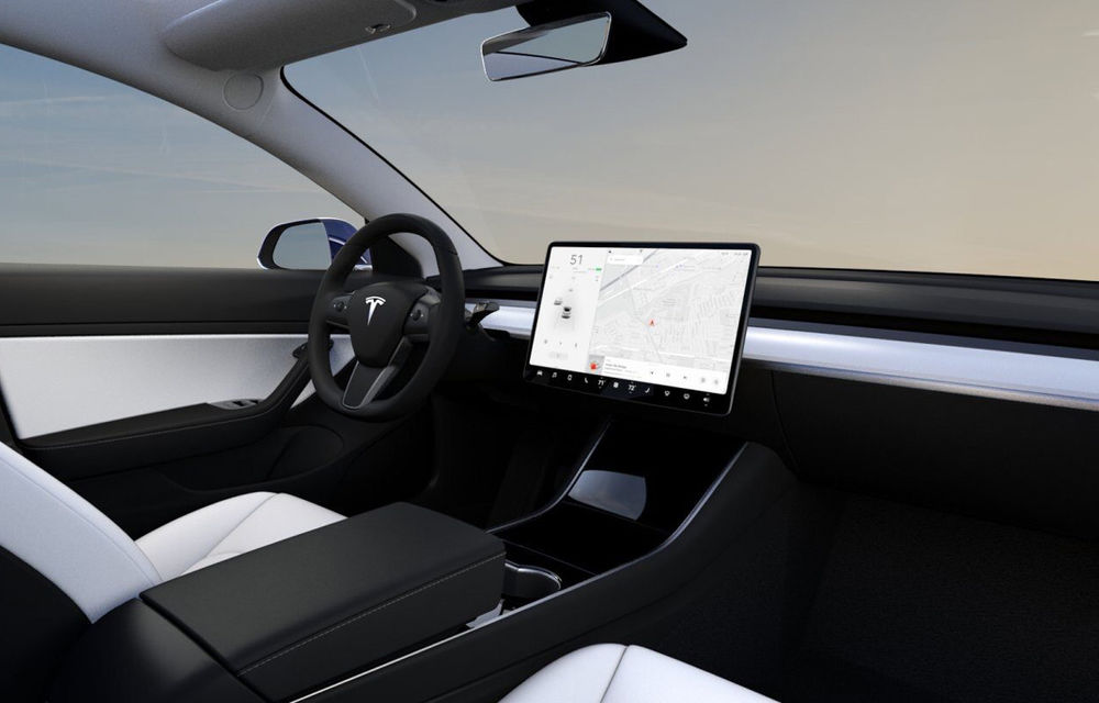 Tesla a început să livreze cea mai nouă versiune de software: accent pe streaming video și jocuri - Poza 1