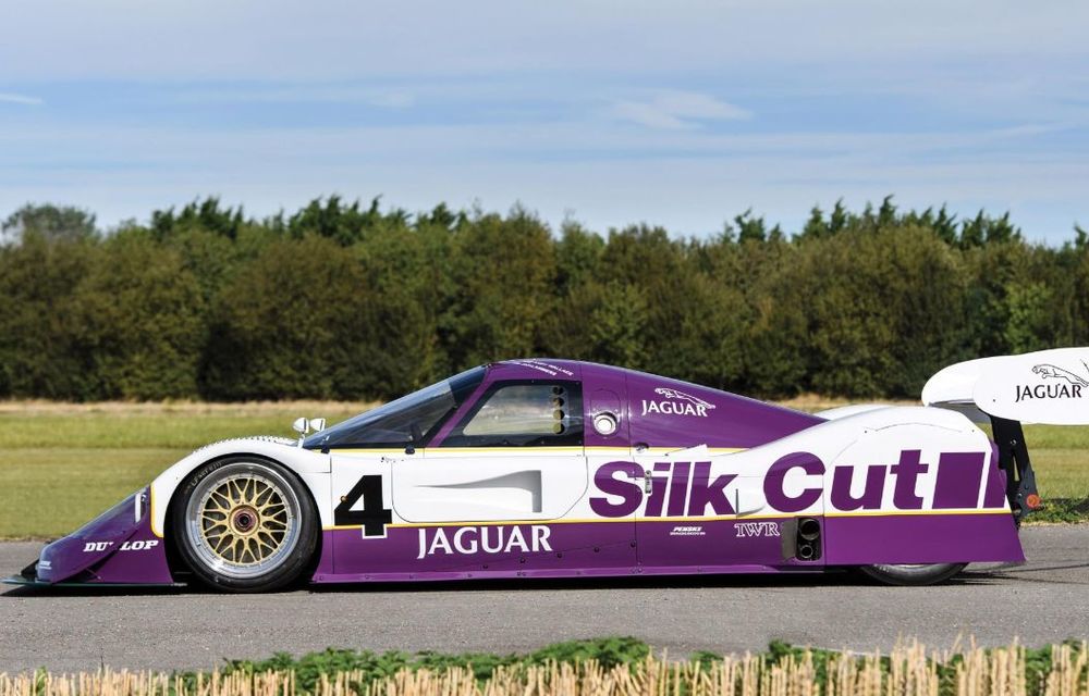 Un exemplar Jaguar XJR-11 care a concurat în etapele de anduranță din 1989 și 1990 va fi scos la licitație: doar trei astfel de unități au fost produse - Poza 3