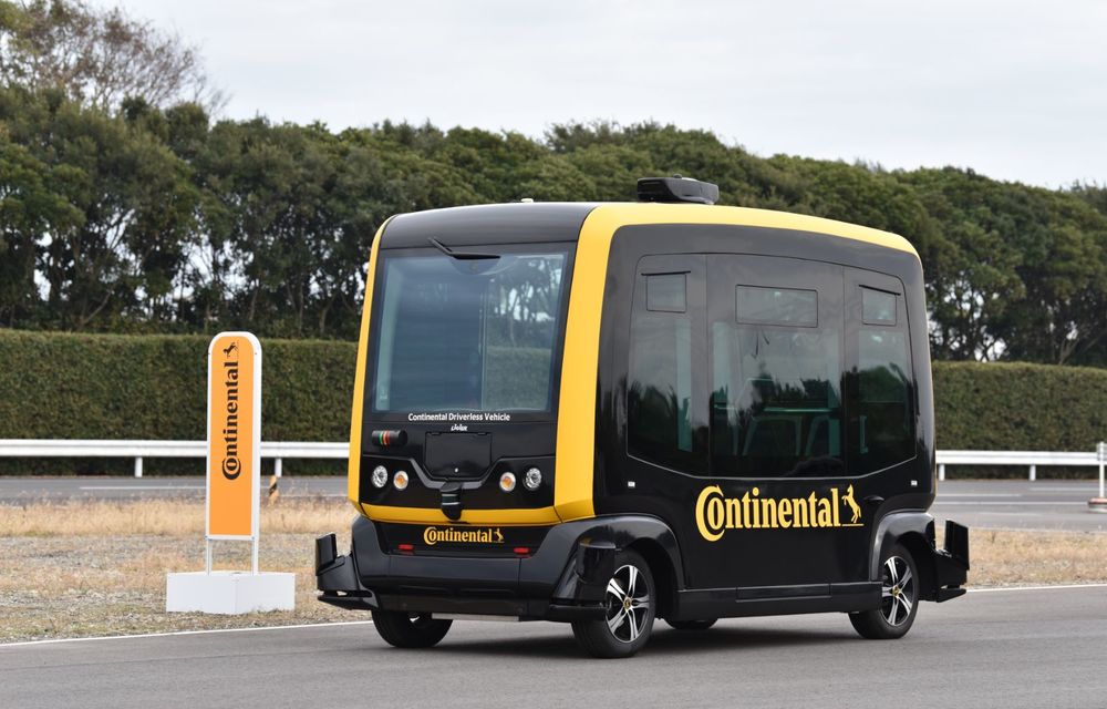 Continental prezintă tehnologiile viitorului imediat: sistem mild-hibrid la 48V cu rulare 100% electrică, siguranță sporită cu noul asistent pentru virajul la dreapta și orașele conectate ale viitorului - Poza 10