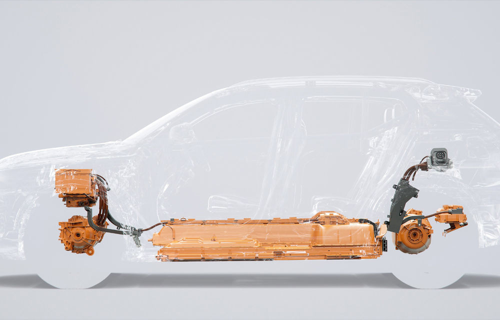 Versiunea electrică a lui Volvo XC40 va fi prezentată în 16 octombrie: SUV-ul va primi un nou sistem de asistență activă - Poza 9
