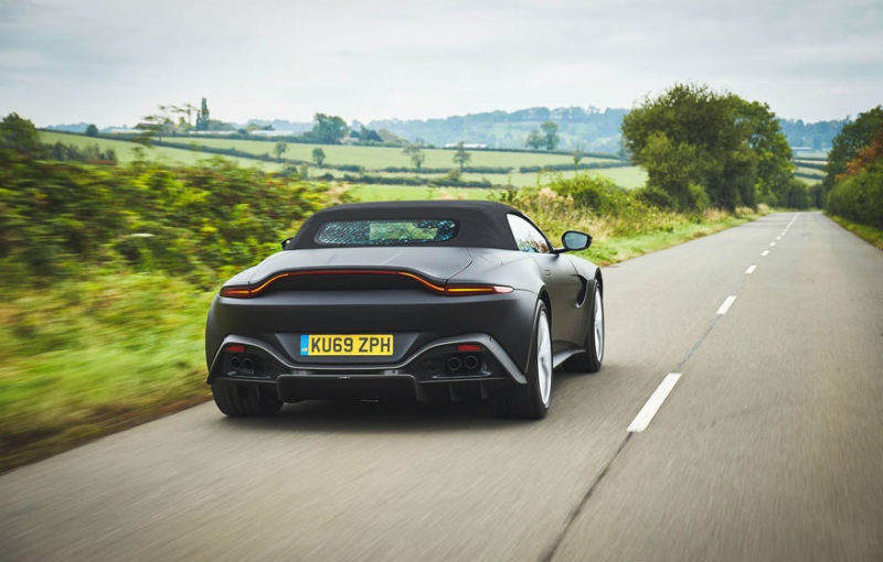 Primele imagini cu noul Aston Martin Vantage Roadster: prezentarea oficială va avea loc în următoarele luni - Poza 3