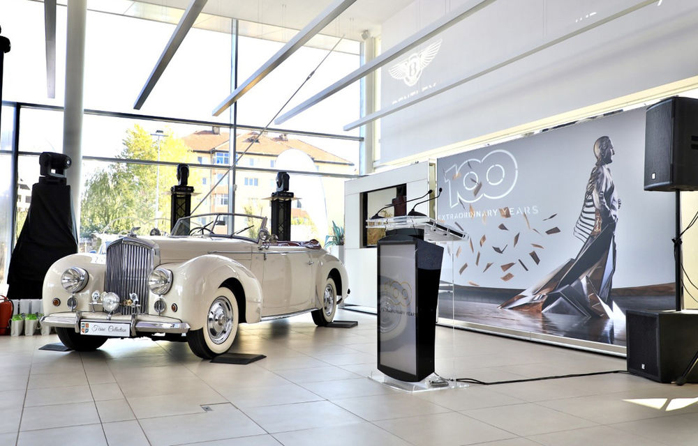 Bentley a modernizat showroom-ul din București: brandul de lux expune temporar Mulsanne Speed și un Mark VI din 1948 - Poza 1