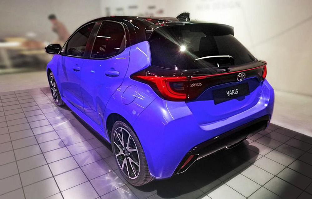 Primele imagini cu noua generație Toyota Yaris au &quot;scăpat&quot; pe internet: hatchback-ul subcompact va fi disponibil pe piață din 2020 - Poza 3