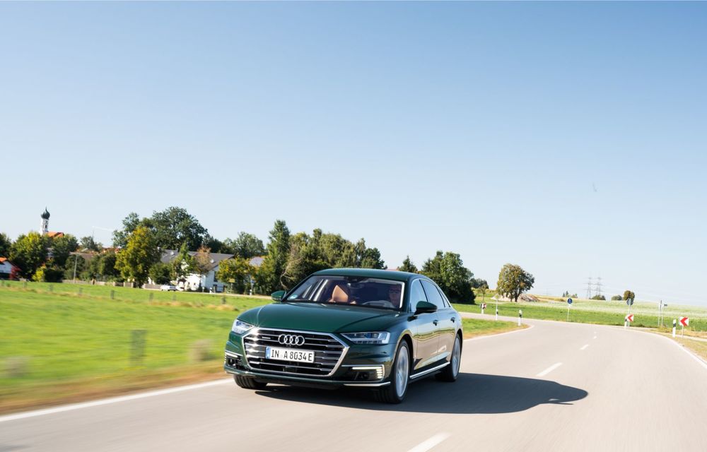 Imagini și informații noi referitoare la versiunea plug-in hybrid a lui Audi A8 L: putere totală de 449 CP și autonomie de până la 46 de kilometri - Poza 12
