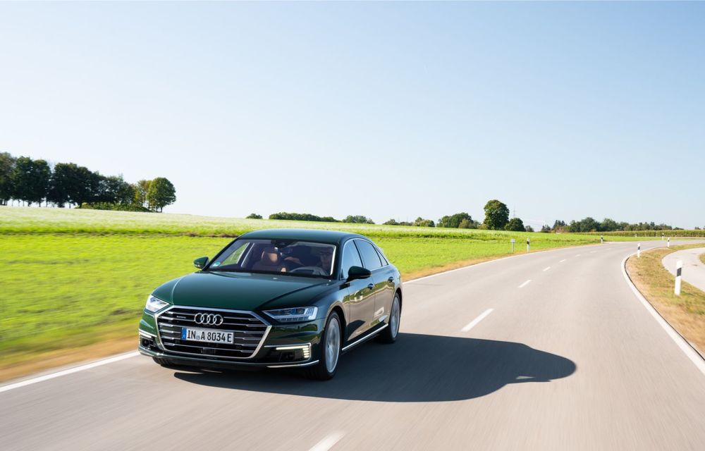 Imagini și informații noi referitoare la versiunea plug-in hybrid a lui Audi A8 L: putere totală de 449 CP și autonomie de până la 46 de kilometri - Poza 14