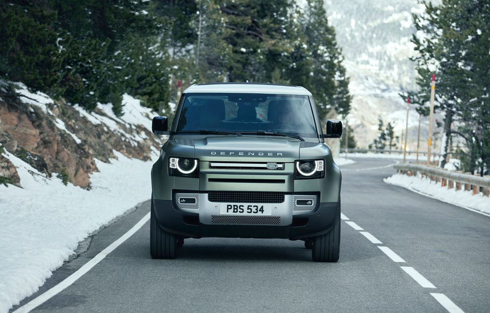 Land Rover Defender ar putea primi o versiune de performanță SVR: motor V8 de 4.4 litri împrumutat din gama BMW - Poza 1