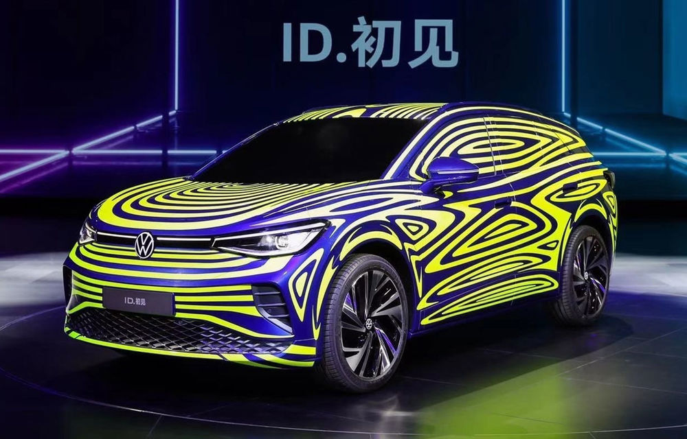 Imagini noi sub camuflaj cu viitorul Volkswagen ID.4: SUV-ul electric va fi prezentat în februarie 2020 - Poza 1