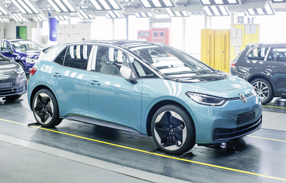 Volkswagen a început producția lui ID.3: hatchback-ul electric a primit peste 35.000 de pre-comenzi - Poza 2