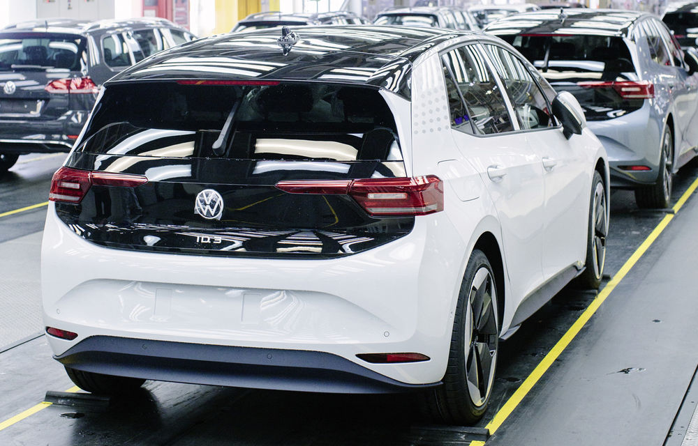 Volkswagen a început producția lui ID.3: hatchback-ul electric a primit peste 35.000 de pre-comenzi - Poza 3