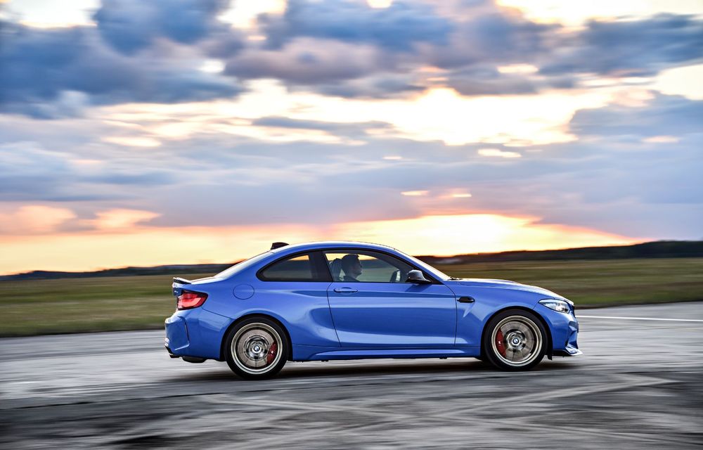 BMW a prezentat noul M2 CS: accesorii de caroserie din fibră de carbon, motor de 3.0 litri cu 450 CP și 4 secunde pentru 0-100 km/h - Poza 46