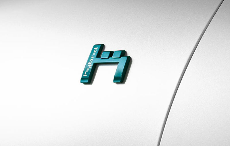 Teaser pentru lansarea versiunii plug-in hybrid a lui Citroen C5 Aircross: SUV-ul va oferi 225 de cai putere - Poza 1