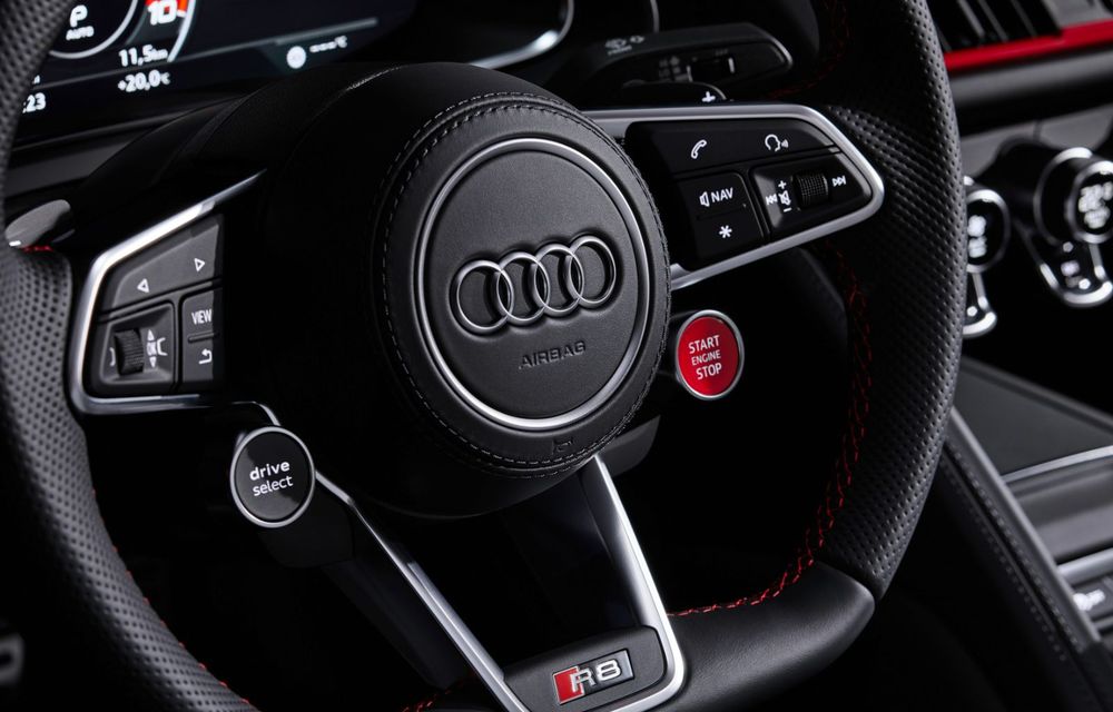 Audi a prezentat R8 V10 RWD: motor aspirat de 5.2 litri cu 540 CP și roți motrice spate - Poza 60