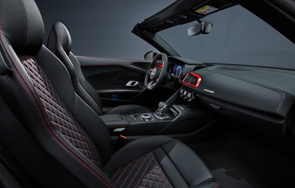 Audi a prezentat R8 V10 RWD: motor aspirat de 5.2 litri cu 540 CP și roți motrice spate - Poza 57