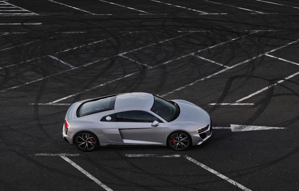 Audi a prezentat R8 V10 RWD: motor aspirat de 5.2 litri cu 540 CP și roți motrice spate - Poza 14