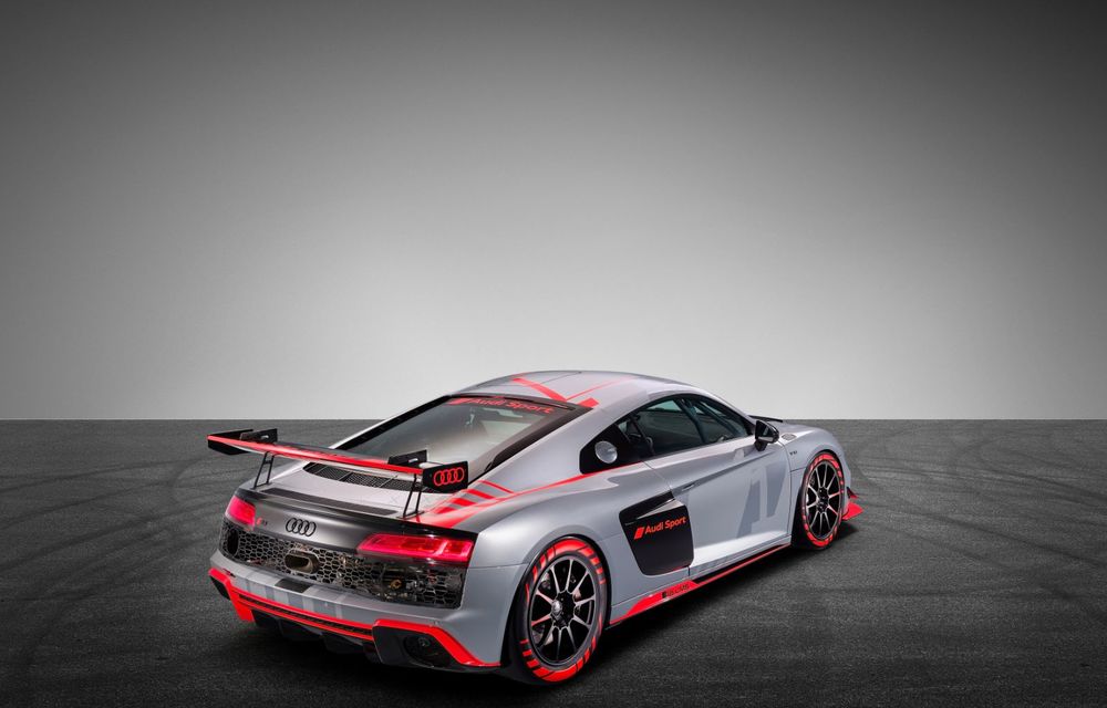 Audi a prezentat noua versiune R8 LMS GT4: versiunea de circuit oferă 495 CP și roți motrice spate - Poza 8