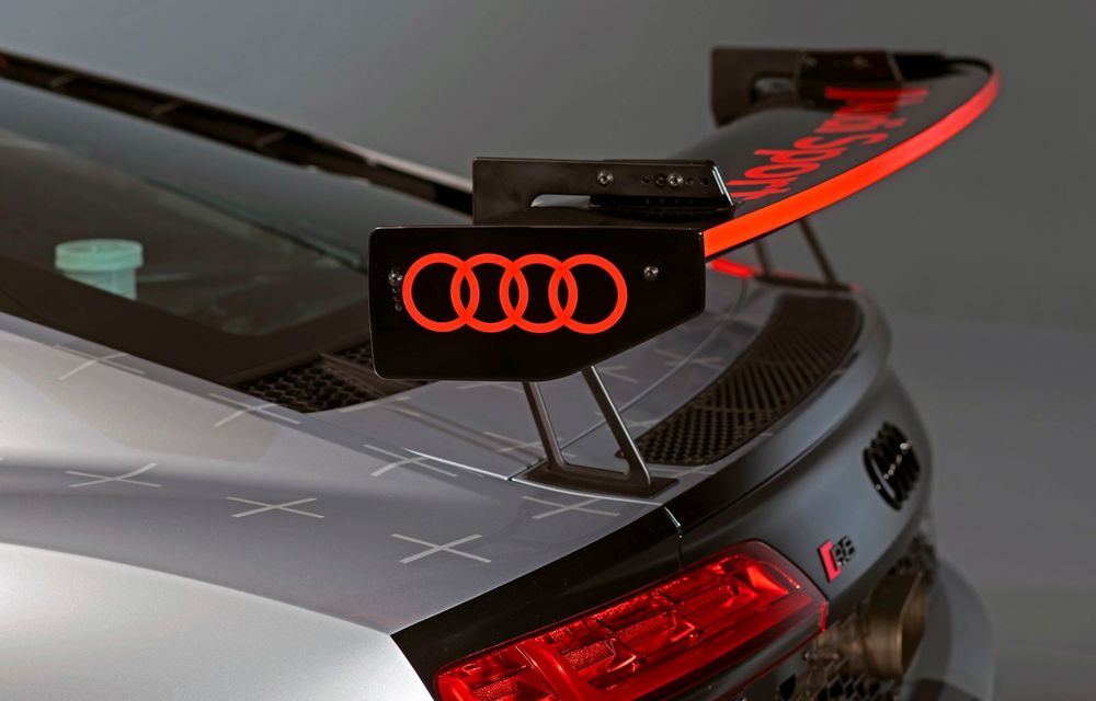 Audi a prezentat noua versiune R8 LMS GT4: versiunea de circuit oferă 495 CP și roți motrice spate - Poza 27