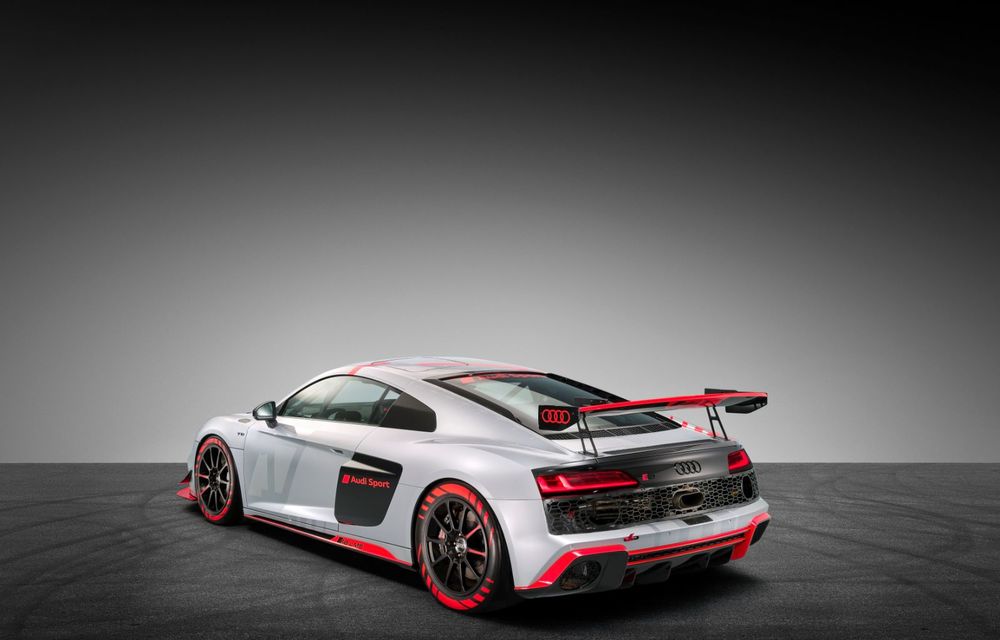 Audi a prezentat noua versiune R8 LMS GT4: versiunea de circuit oferă 495 CP și roți motrice spate - Poza 17