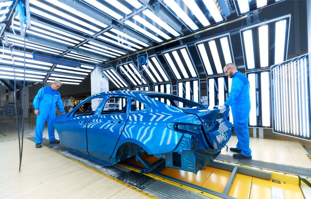 BMW Seria 2 Gran Coupe a intrat pe linia de asamblare: noul model de clasă compactă este produs la fabrica din Leipzig - Poza 12